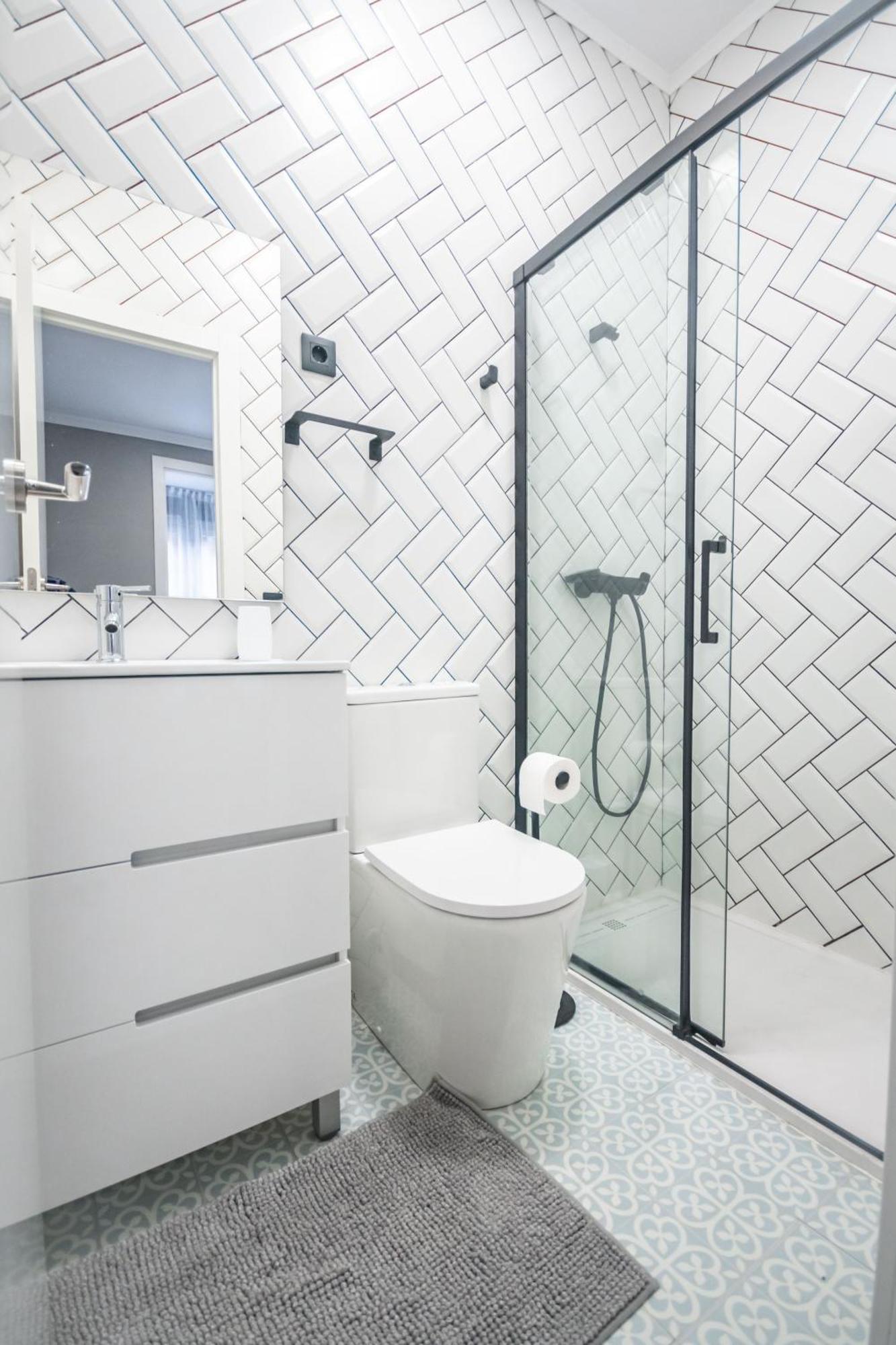 Gran Apartamento 6 Suites Bilbao Center Ngoại thất bức ảnh